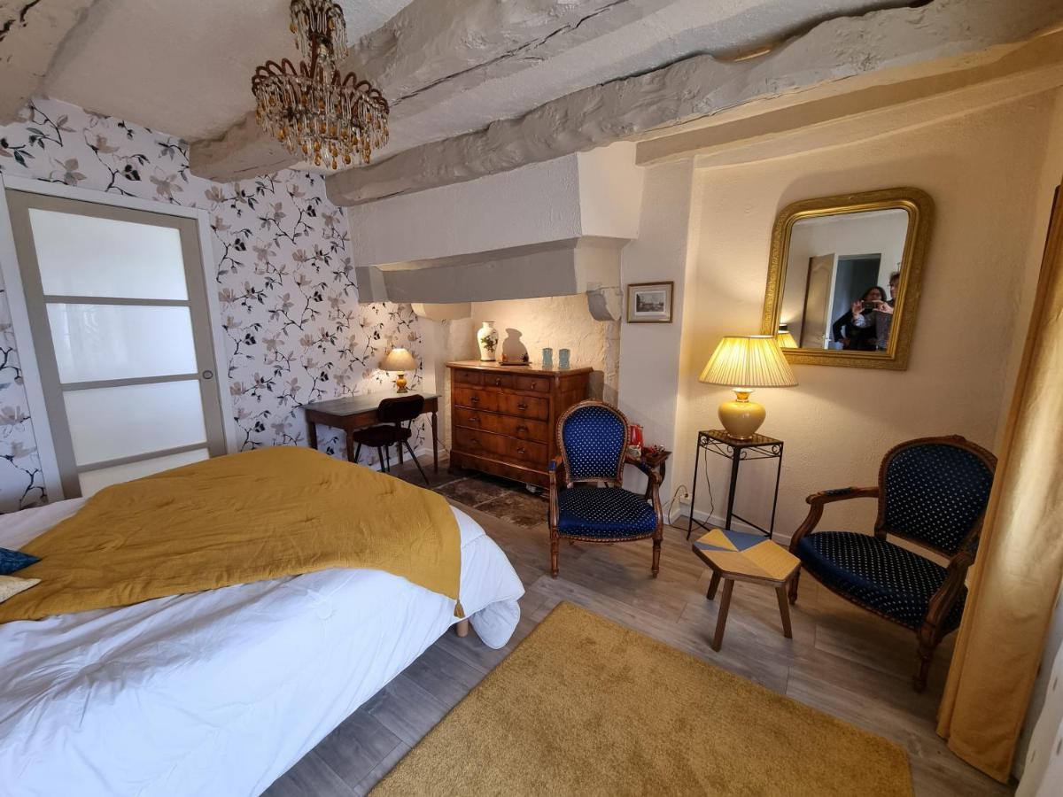 Les Berges De La Planchette Bed & Breakfast Yvignac-la-Tour ภายนอก รูปภาพ